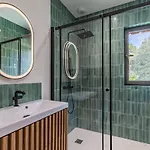 Villa 10 Pers à Carreyre, Piscine Chauffée, Clim Lacanau
