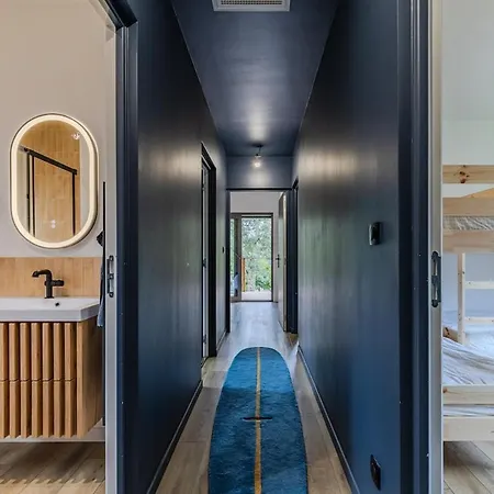 10 Pers à Carreyre, Piscine Chauffée, Clim Villa *
